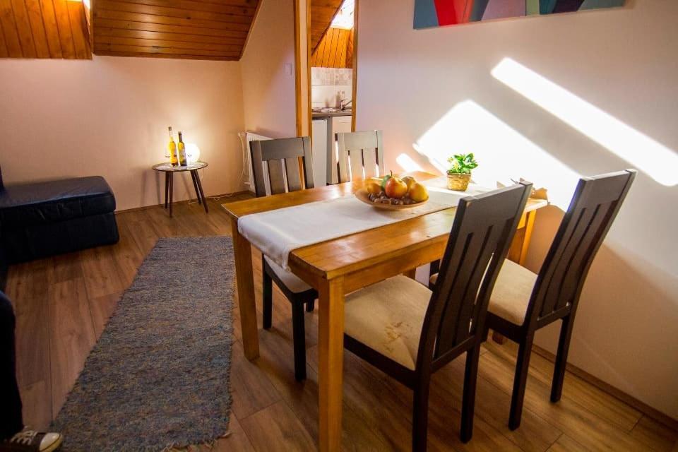 Natura Panzio&Apartmanhaz Orfű Εξωτερικό φωτογραφία