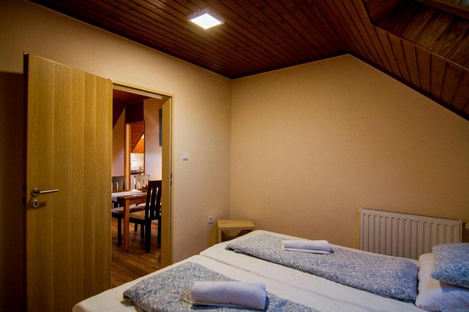 Natura Panzio&Apartmanhaz Orfű Εξωτερικό φωτογραφία