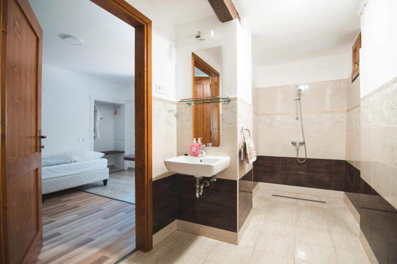 Natura Panzio&Apartmanhaz Orfű Εξωτερικό φωτογραφία
